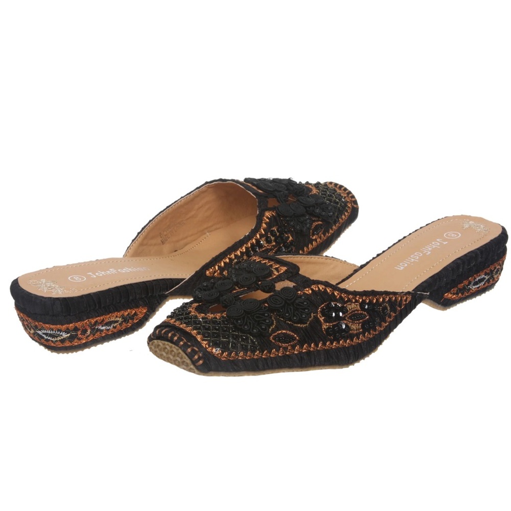 Ashro Embroidery Chinese knot Beads Sandal
